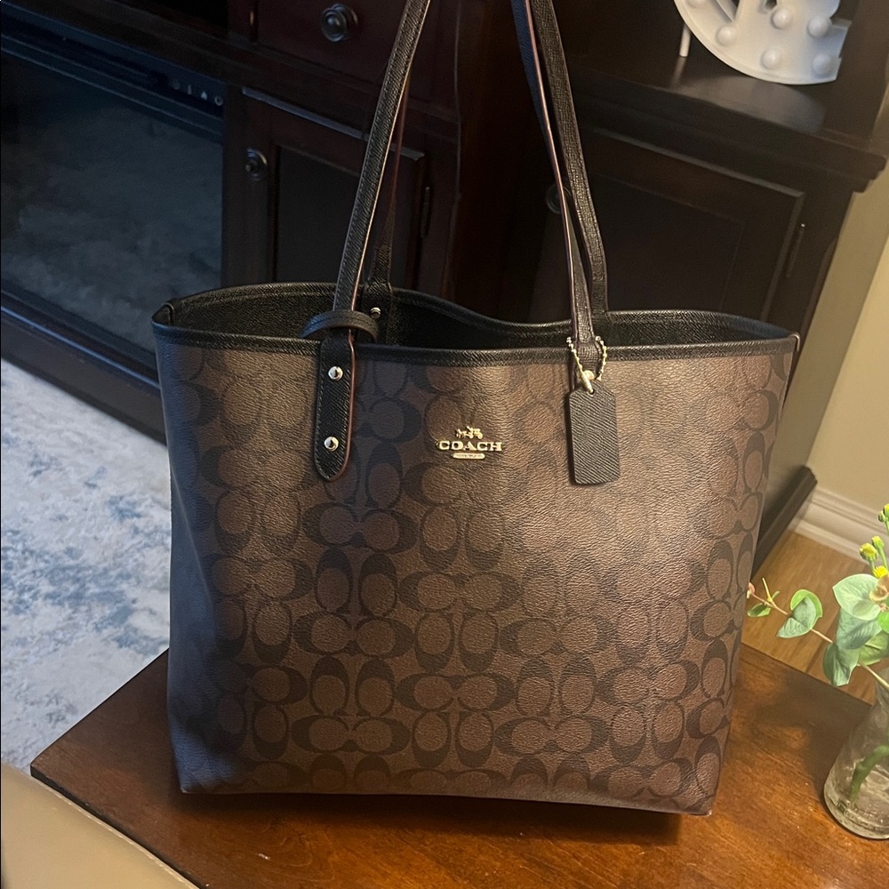Authentic Coach Brown Signature Canvas Tote with Gold Hardware